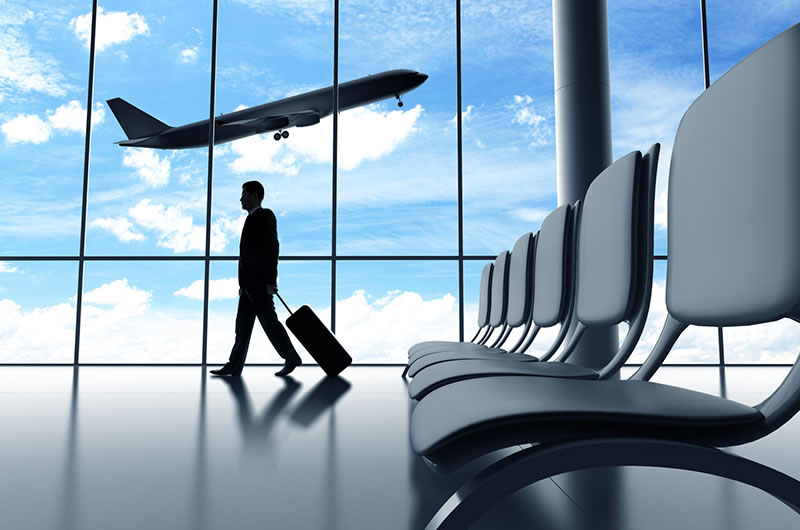 Erros que companhias aéreas mais cometem: atraso de voo, extravio de bagagem e overbooking